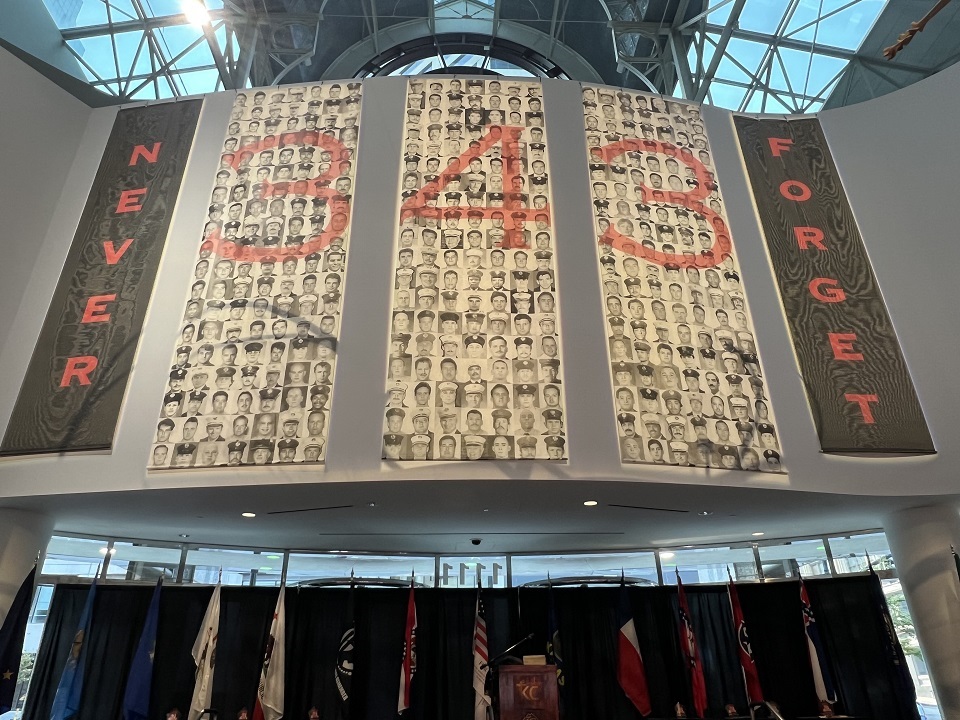 343 fallen firefighters mural